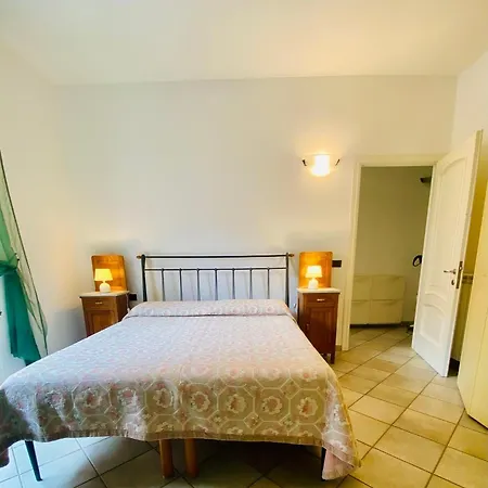 Casa Leon פינאלה ליגורה